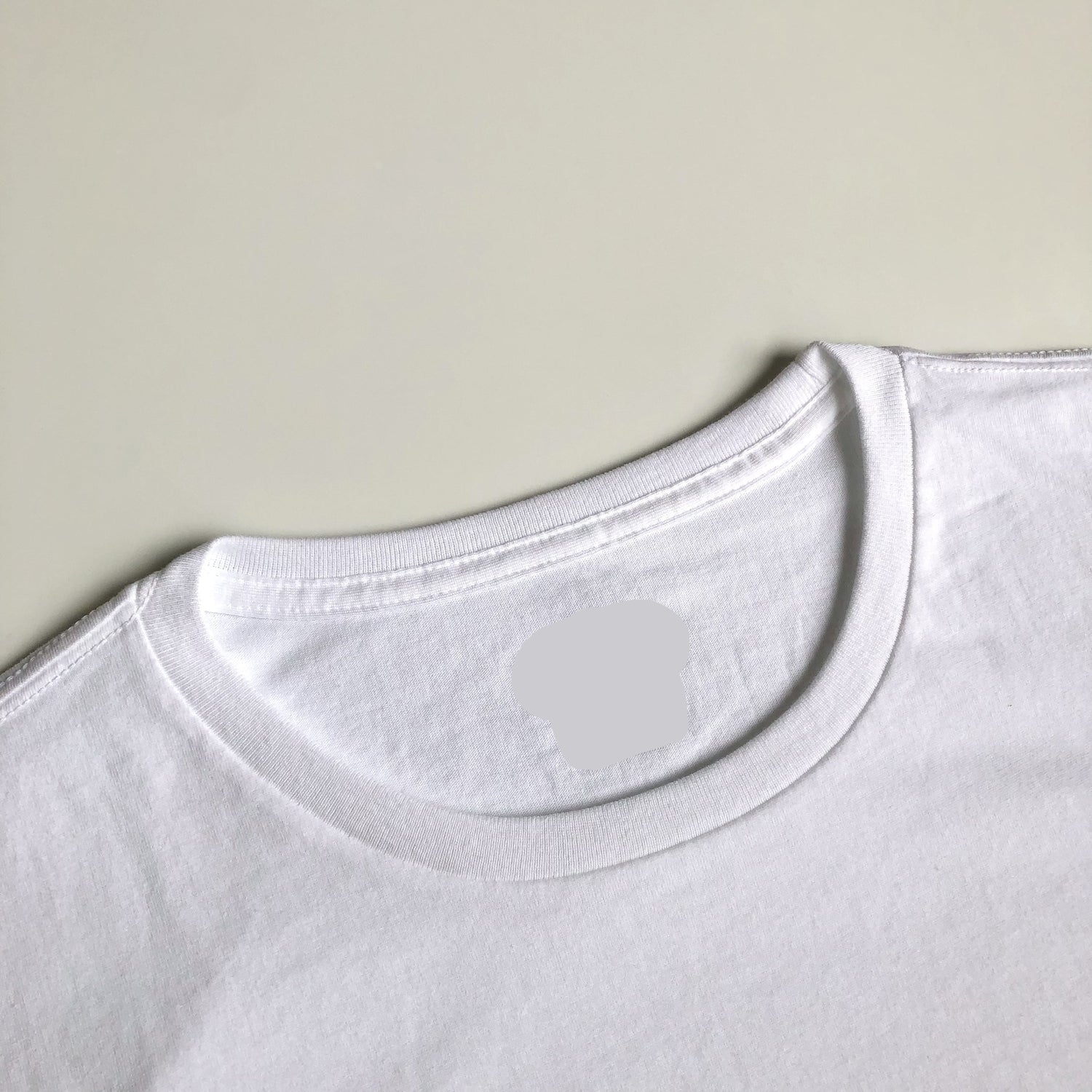 Super Soft Relaxed Lightweight Premium Blend White T-shirt Crewneck Seam
