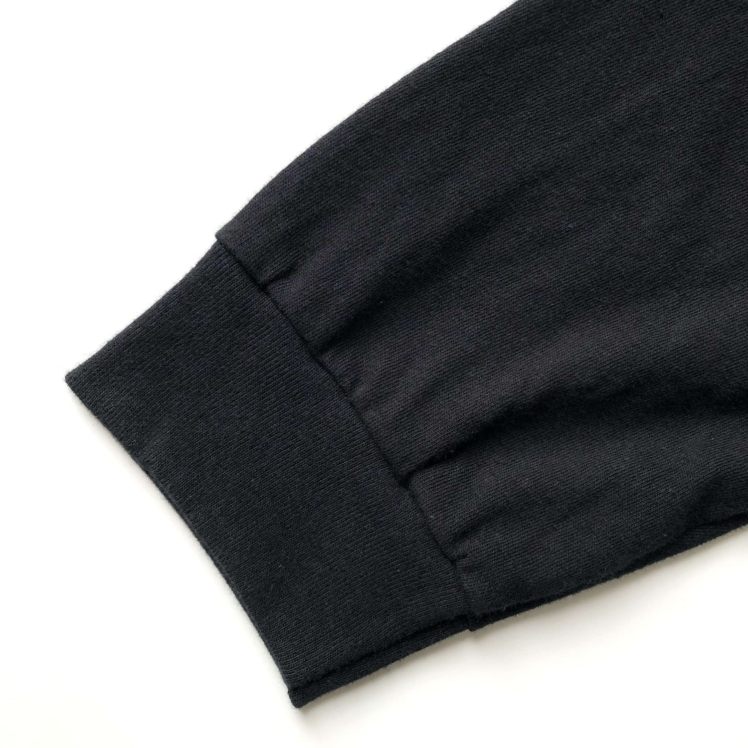 Soft Organic Cotton Midweight Classic Black Long-Sleeve T-shirt Sleeve Hem 